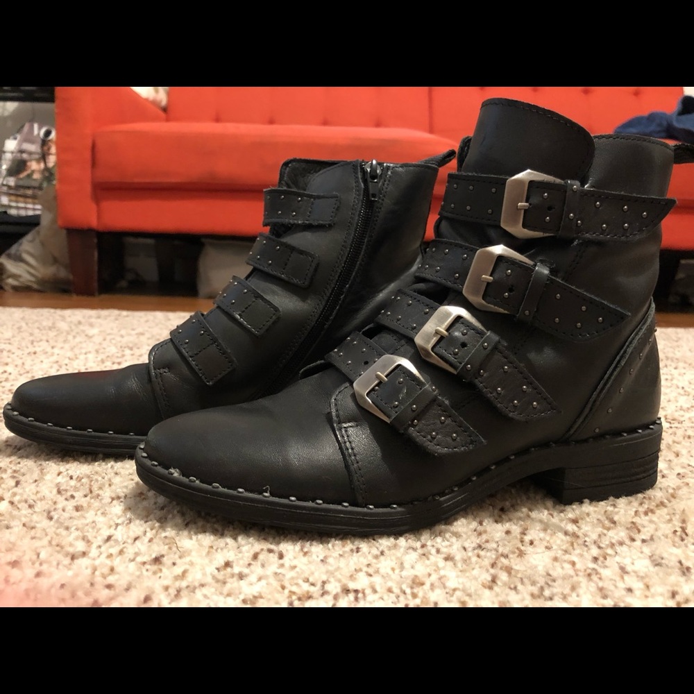 Steve Madden Boots